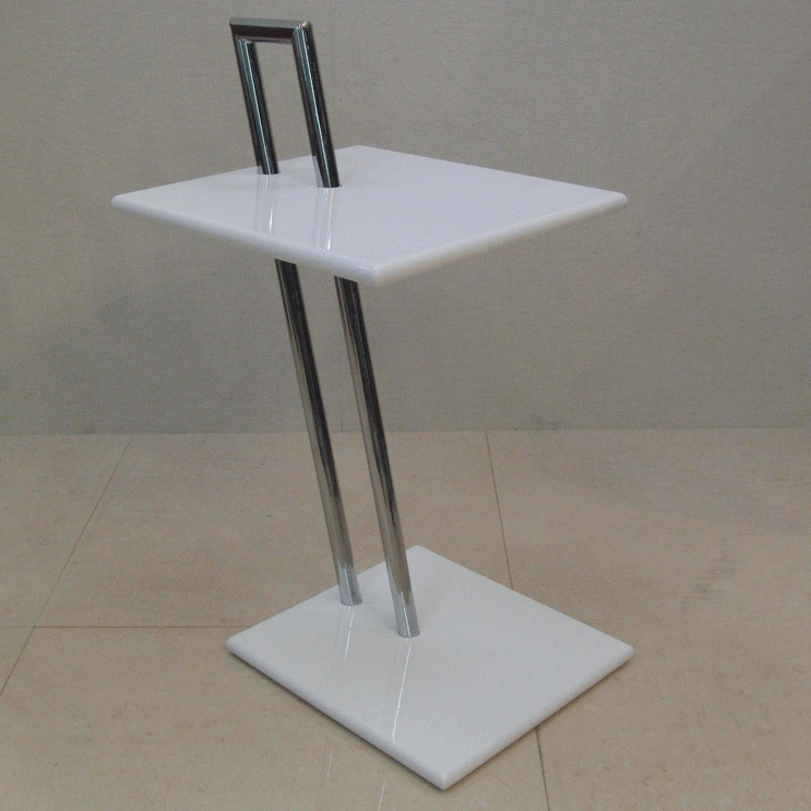 アイリーン・グレイのオケショナル四角形サイドテーブルのホワイト（イタリア製）